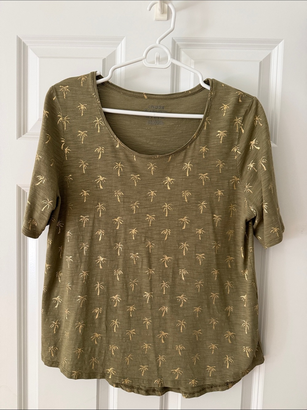 Chico's green Short Sleeve Tee with Gold Palm Motif